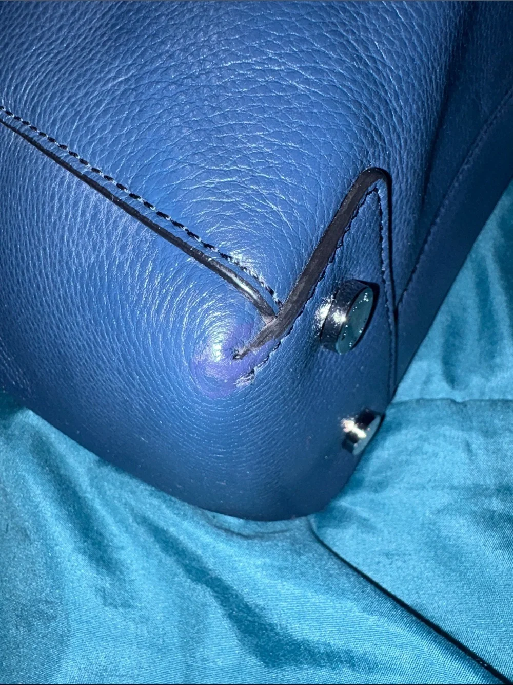 Michael Kors Riley Large Satchel -Dark / Navy Blue